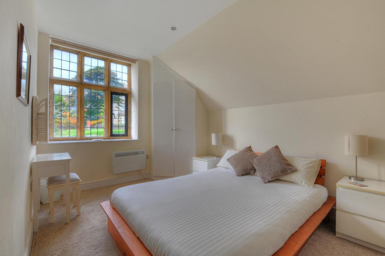7 Coram Tower Apartment Lyme Regis Bagian luar foto